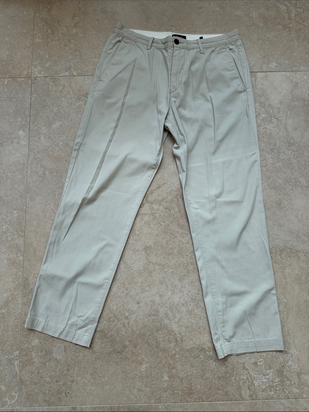 Theory Men's Light beige Pleated Chino Pants